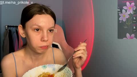 Snapshot of na_prikole_ chatting on 09/12/25, 06:41 Vanessa and Julia online show from 09/12/25, 06:41