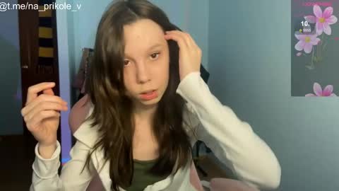 Snapshot of na_prikole_ chatting on 10/01/25, 01:22 Vanessa and Julia online show from 10/01/25, 01:22