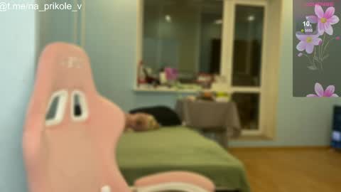 Snapshot of na_prikole_ chatting on 10/31/25, 06:53 Vanessa and Julia online show from 10/31/25, 06:53