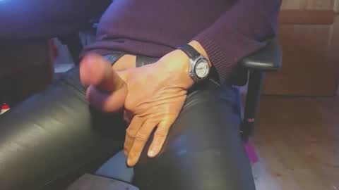 naaapa online show from 02/20/25, 08:17