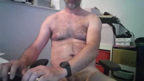 naaktlopertjebe online show from 06/10/26, 07:40
