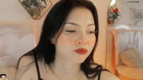 Snapshot of naamah_b chatting on 09/12/25, 02:39 naamah_b online show from 09/12/25, 02:39