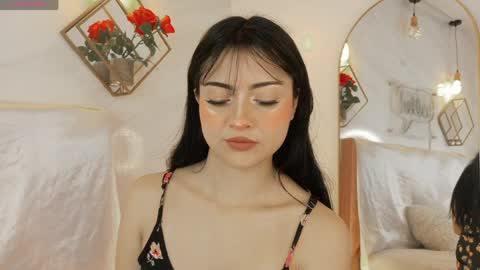 naamah_b online show from 03/30/26, 02:40