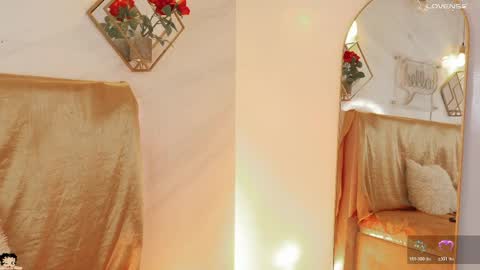 naamah_b online show from 05/06/26, 02:22