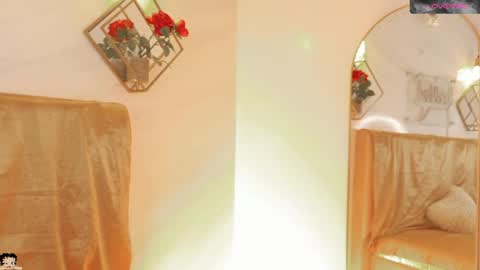 naamah_b online show from 05/09/26, 03:06