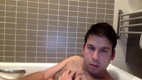 Snapshot of nachosev chatting on 12/13/25, 10:15 jesussevilla online show from 12/13/25, 10:15