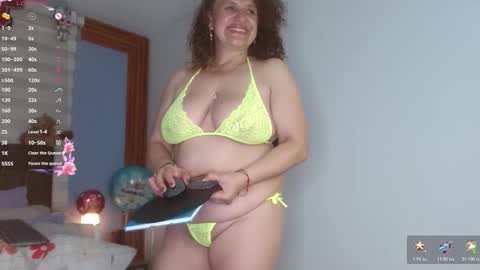 nadia_84 online show from 03/11/26, 08:26