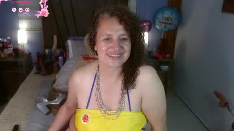 Snapshot of nadia_84 chatting on 06/27/26, 12:10 nadia_84 online show from 06/27/26, 12:10