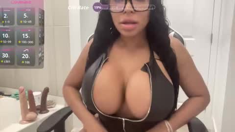 Snapshot of nadia_xamor chatting on 02/05/26, 05:01 My real name is Angelina. Please say hello I like to chat with you. If you have requests or dirty talk please use tipnotes. online show from 02/05/26, 05:01