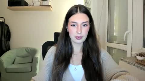 Nadiaaa006 online show from 11/17/25, 07:41