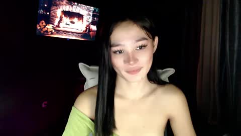 nadiestar online show from 02/21/25, 10:50