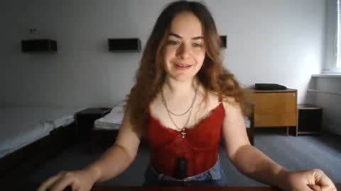 nadiiamorgun online show from 02/06/25, 07:45