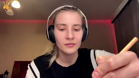 Leya online show from 04/20/26, 03:04