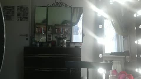 nadyagt online show from 04/14/26, 09:37