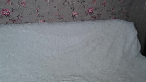 Naemi online show from 05/30/26, 03:42