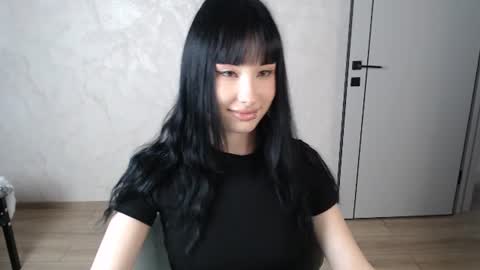 Naemi online show from 06/27/26, 02:12