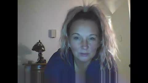 naenae937 online show from 02/24/25, 06:49