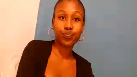 nah296652 online show from 07/17/26, 06:35