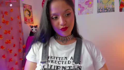 Snapshot of naharasoler chatting on 05/15/26, 10:06 Nahara Soler online show from 05/15/26, 10:06