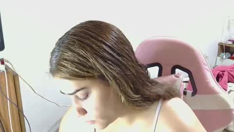 nahiarabiel online show from 04/29/26, 05:30