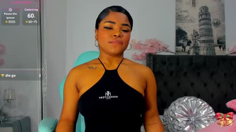 Snapshot of nahiarareina chatting on 01/01/25, 01:48 NahiaraReina online show from 01/01/25, 01:48