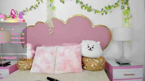 Snapshot of nahiarareina chatting on 10/03/25, 02:14 NahiaraReina online show from 10/03/25, 02:14