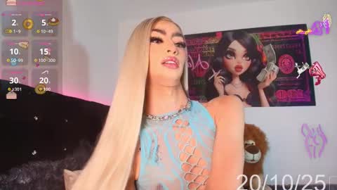 NahiaVictoria  online show from 10/20/25, 01:22