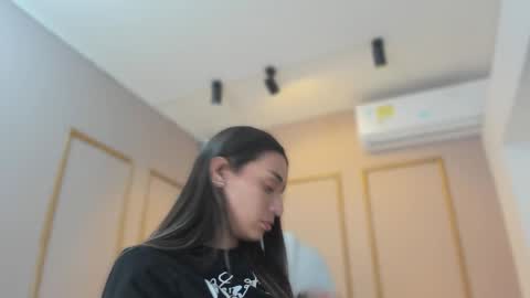 Nahimi online show from 02/02/26, 07:12