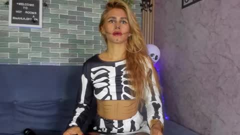 Nahla online show from 11/01/25, 11:07