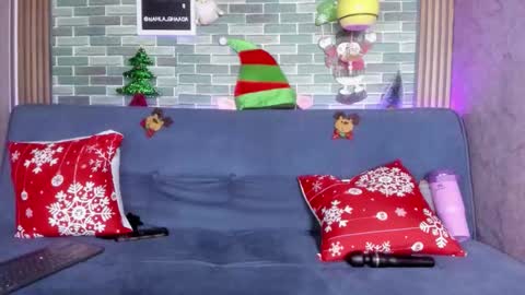 Nahla online show from 12/04/25, 01:04