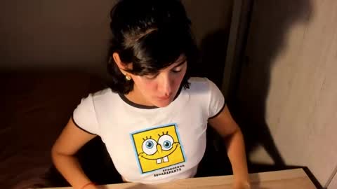 independent model online show from 05/26/26, 06:31