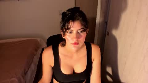 Snapshot of nahomi2021 chatting on 07/20/26, 01:20 independent model online show from 07/20/26, 01:20