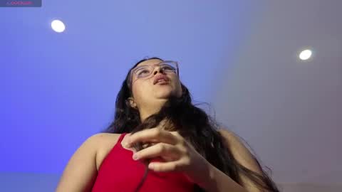 valeria online show from 04/10/26, 11:42