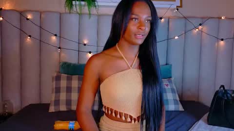  VICTORIA  online show from 11/19/25, 07:36