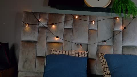  VICTORIA  online show from 04/03/26, 05:33