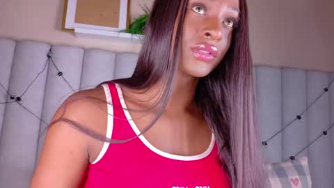  VICTORIA  online show from 04/13/26, 08:25