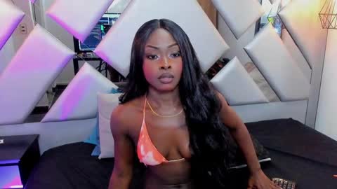 Nahomi  online show from 02/24/25, 12:09