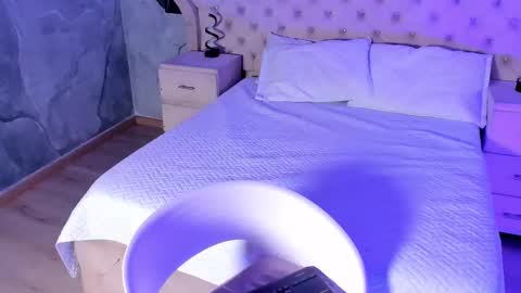 Nahomi online show from 01/31/25, 09:16