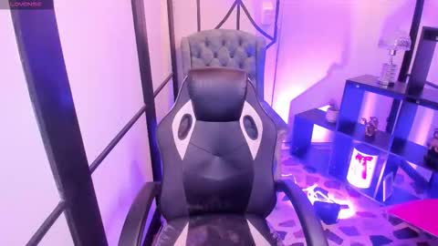 Nahomi online show from 01/07/26, 03:53