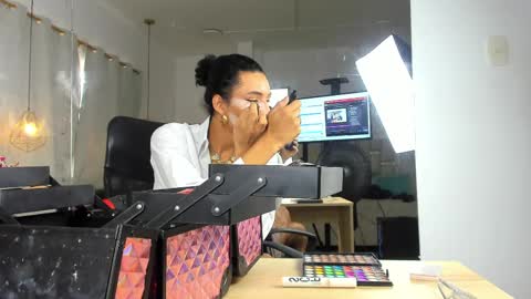 Snapshot of nahomiwhitte chatting on 04/10/26, 12:32 Nahomy Whitte online show from 04/10/26, 12:32