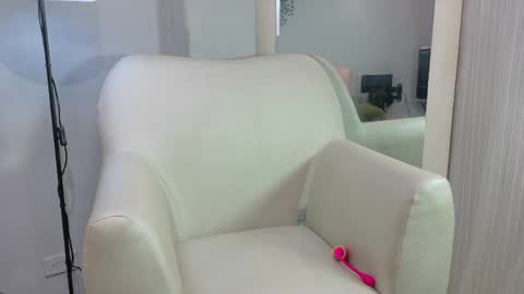 nahommybell online show from 03/31/26, 03:30