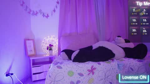 nahomy 2308 online show from 04/09/26, 11:37