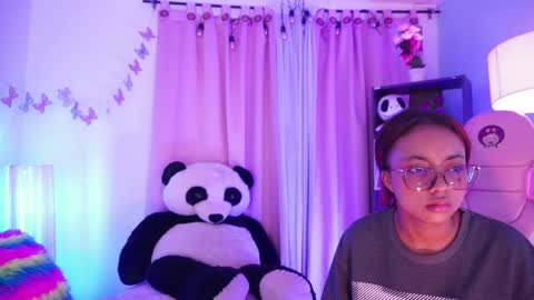 nahomy 2308 online show from 05/14/26, 11:39