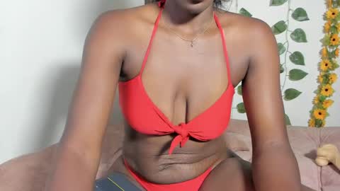 Nahomy  online show from 05/27/26, 01:57
