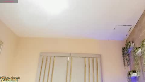 nahomycarterr online show from 12/19/25, 11:39