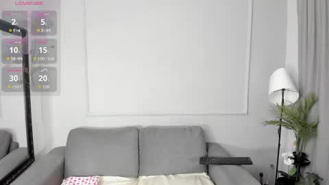 nahomycarterr online show from 04/18/26, 11:36