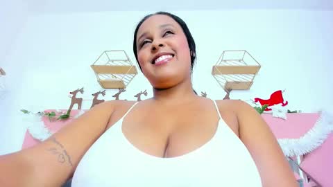 Nahomy online show from 12/21/25, 07:32