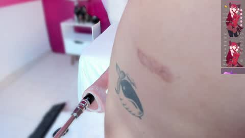 Nahomy Roberts online show from 02/08/25, 11:55