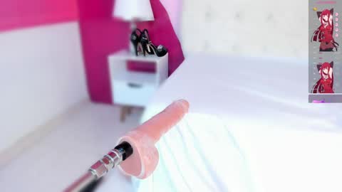 Nahomy Roberts online show from 02/08/25, 06:01