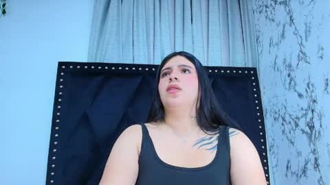 Naia x online show from 04/12/26, 01:27